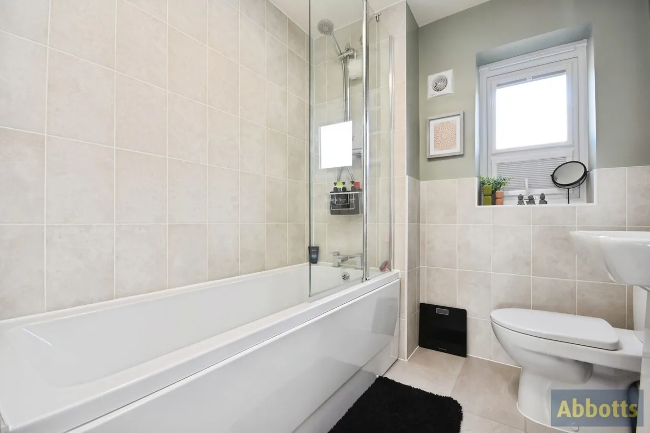 Bartons Avenue, Hullbridge, Hockley, Essex, SS5, photo 14