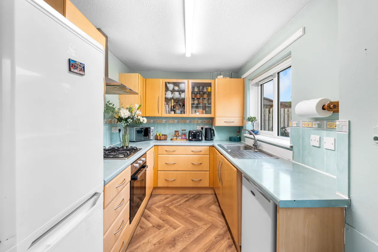 Glanderston Avenue, Newton Mearns, photo 5