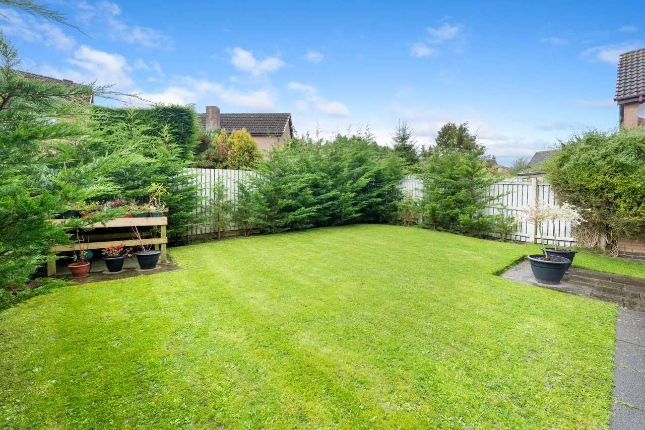 Glanderston Avenue, Newton Mearns, photo 13