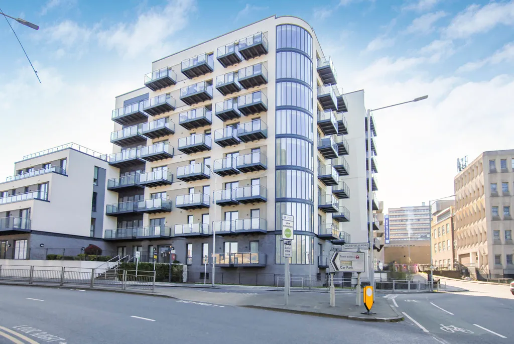 1 bed flat for sale — Harefield Road, Uxbridge, UB8
