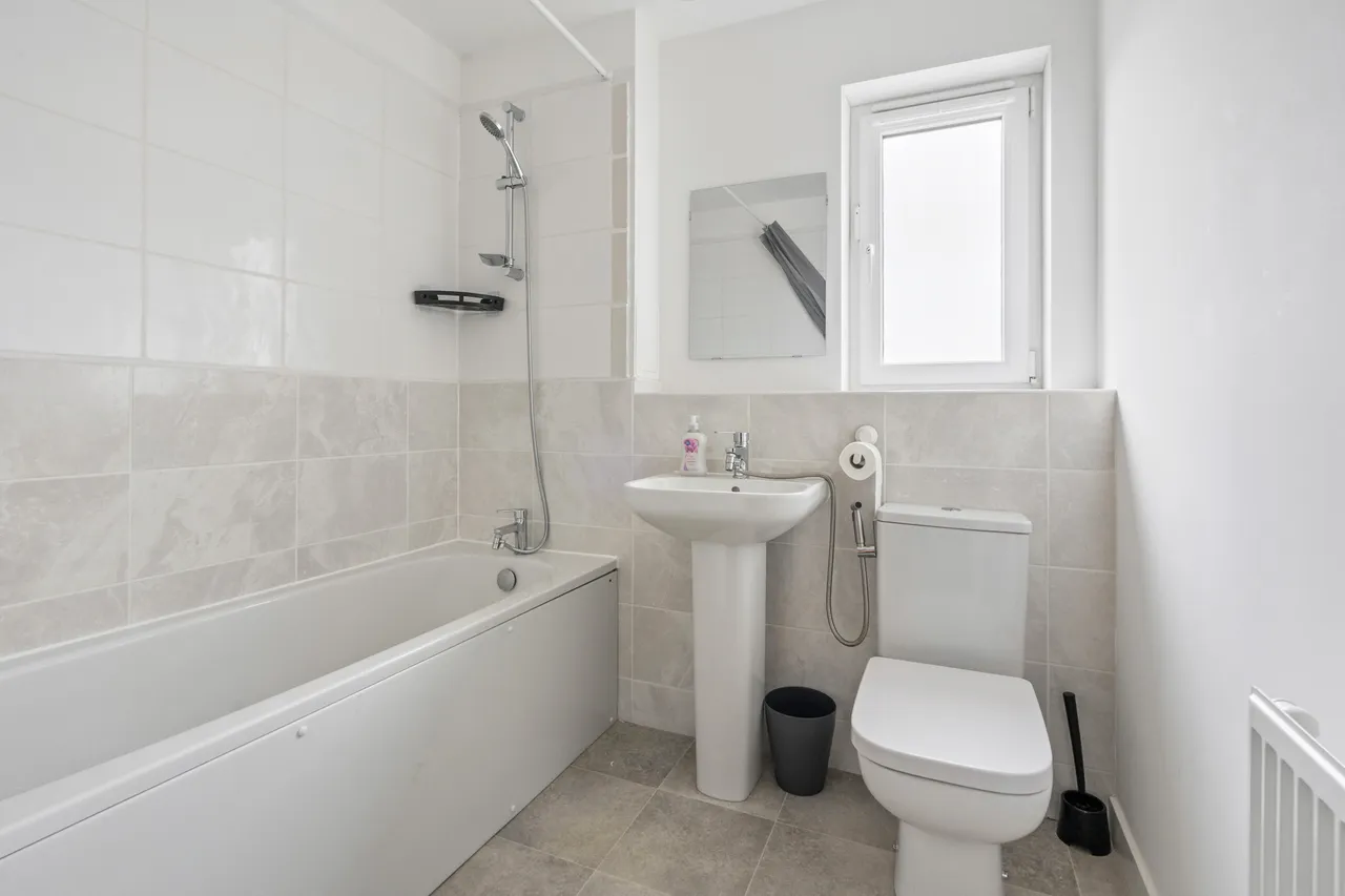 Milligan Drive, Edinburgh, EH16, photo 15