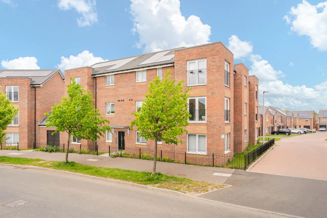 2 bed flat for sale, Milligan Drive, Edinburgh, EH16