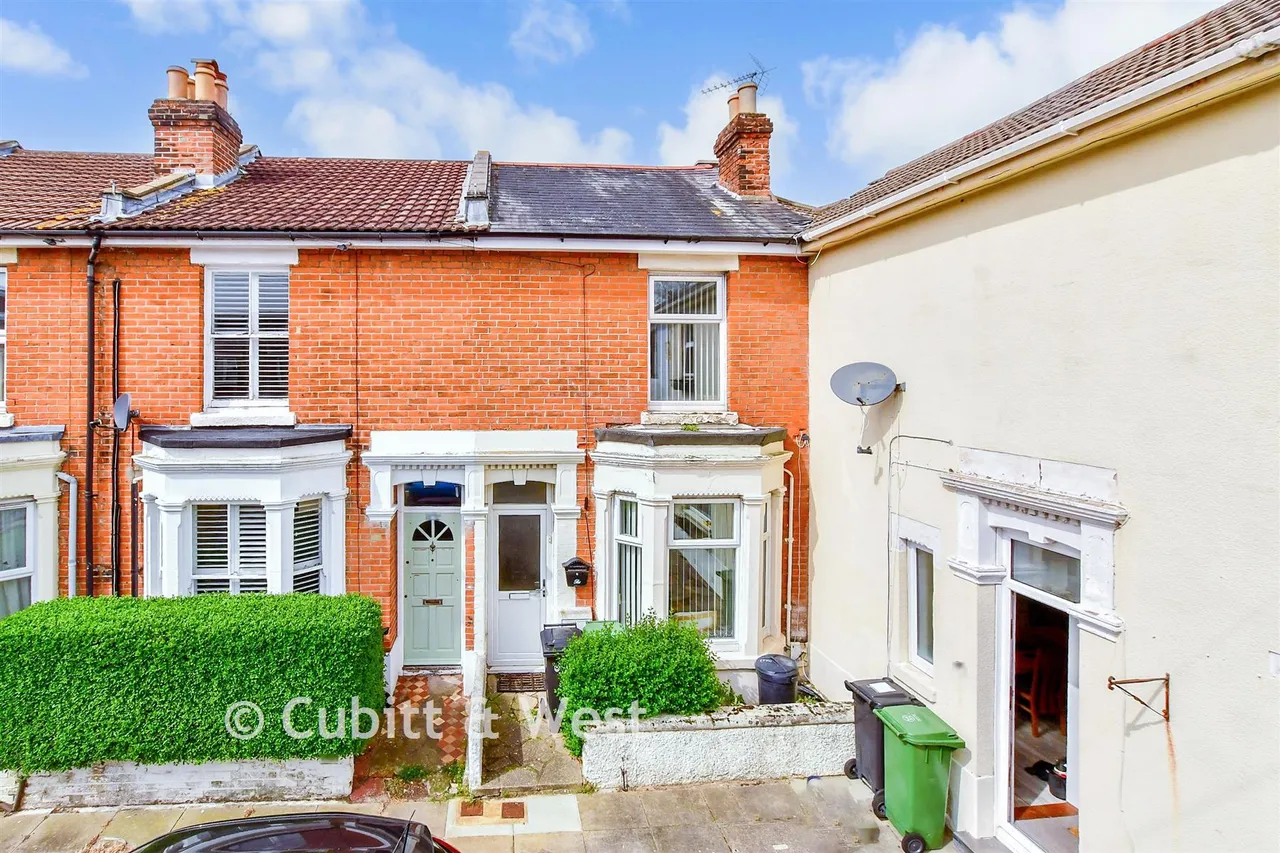 2 bed house for sale, Ventnor Road, Southsea, PO4