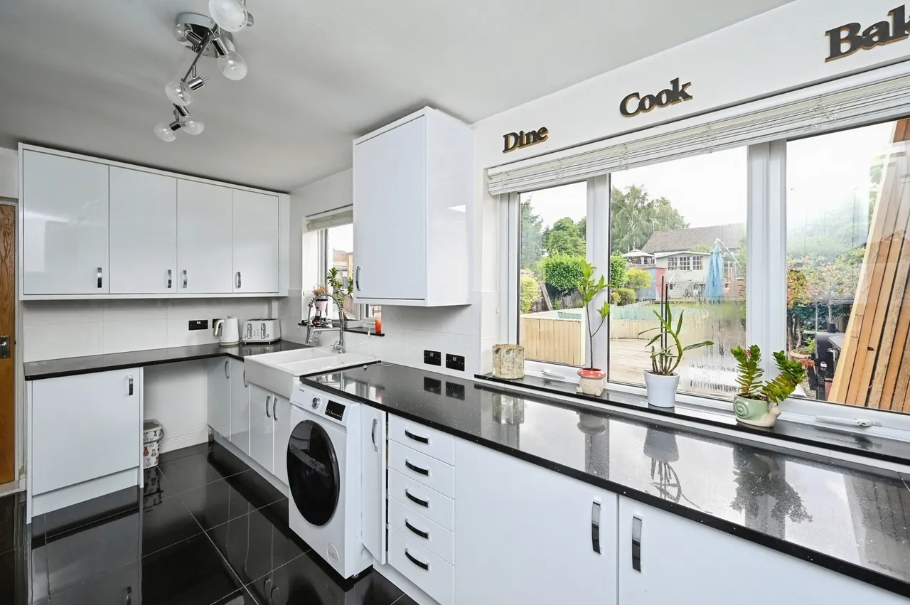Nuncargate Road, Kirkby-in-Ashfield, Nottingham, Nottinghamshire, NG17, photo 8