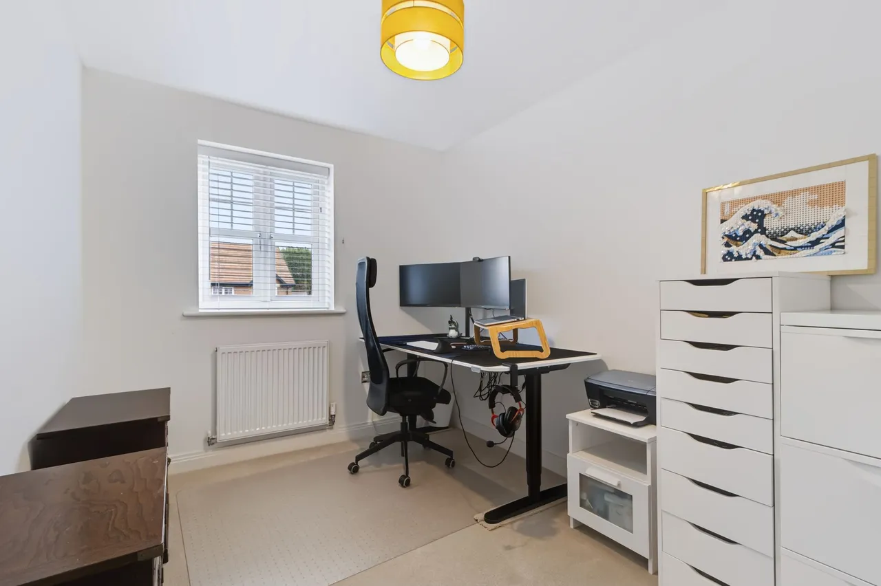 Winterbourne Gardens, Warrington, WA4 3EF, photo 14