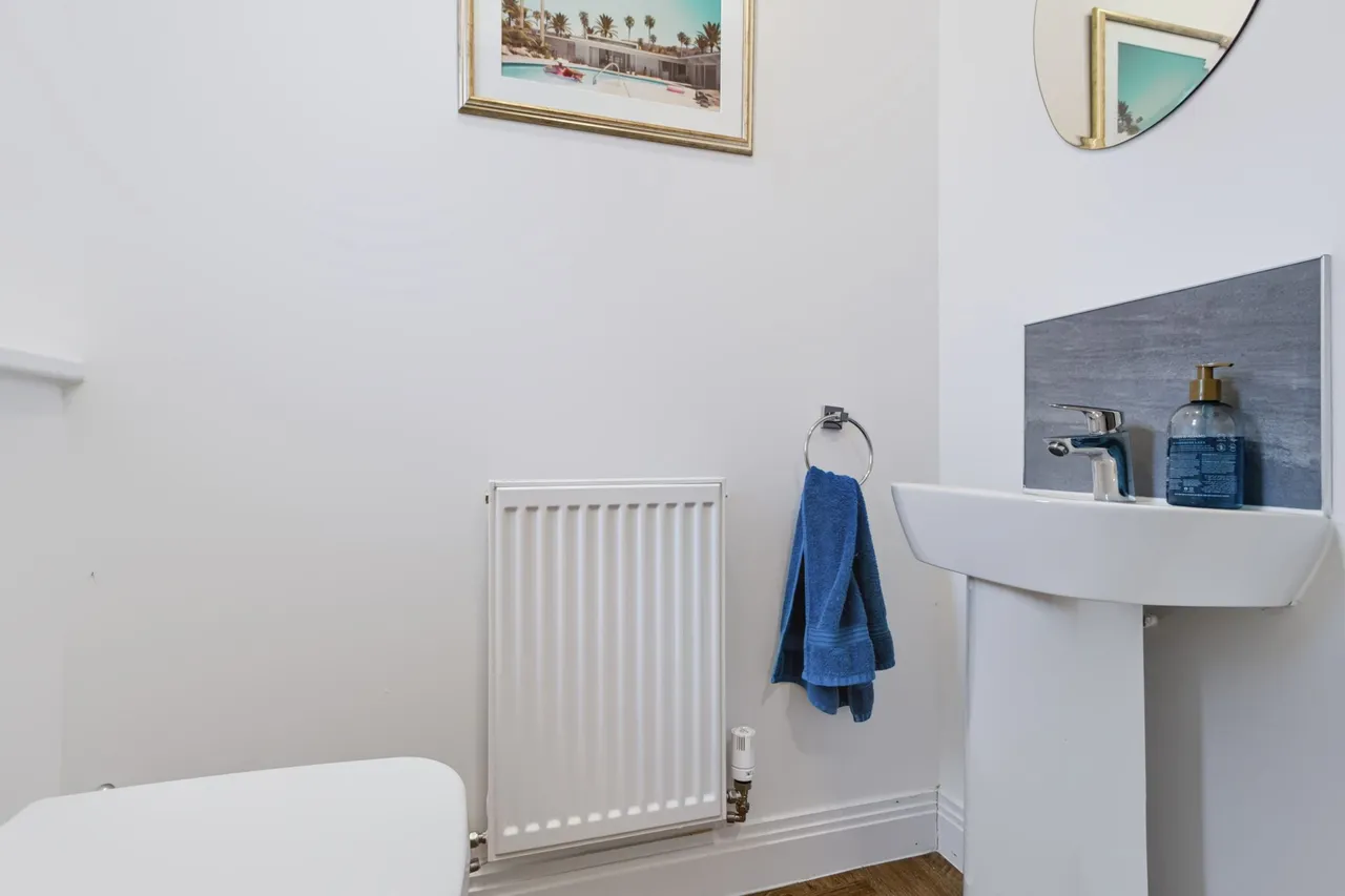 Winterbourne Gardens, Warrington, WA4 3EF, photo 7