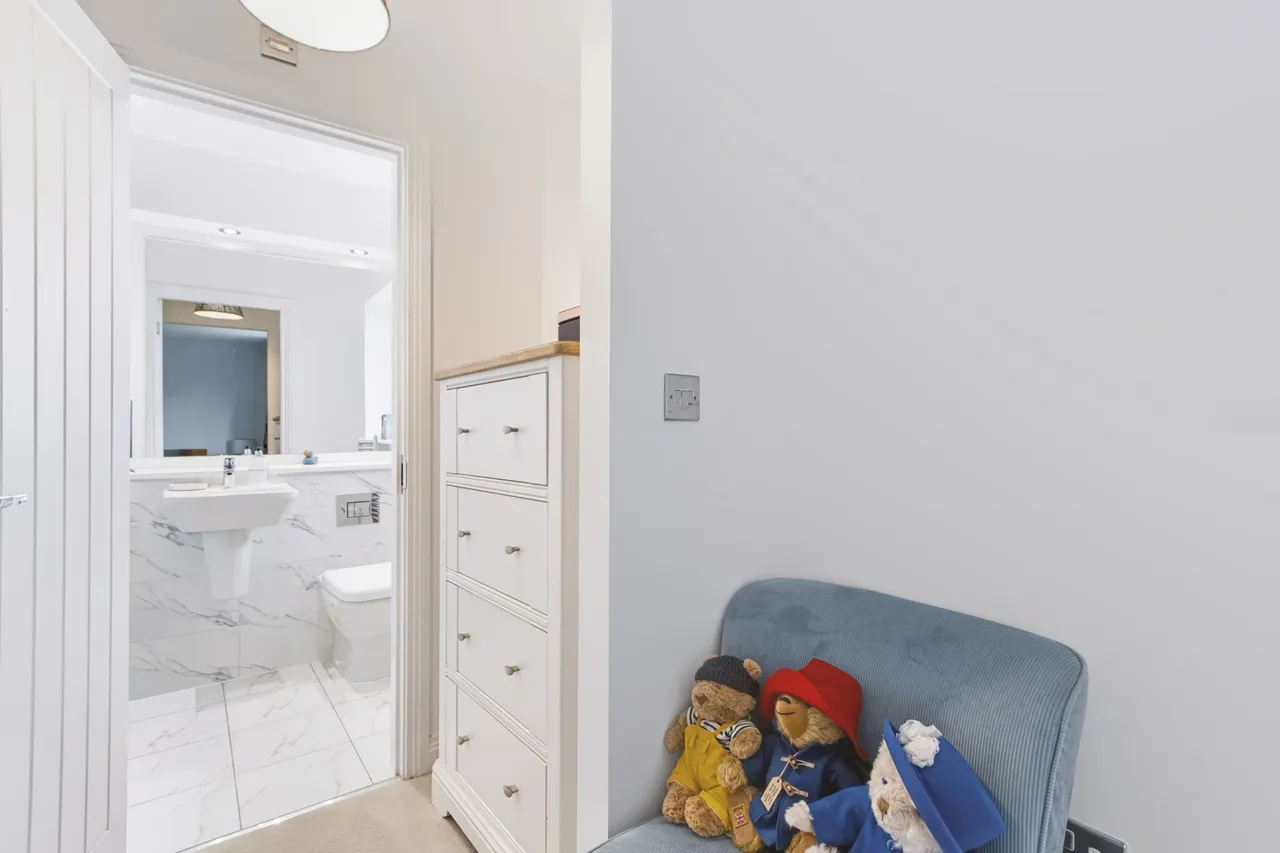 Winterbourne Gardens, Warrington, WA4 3EF, photo 10