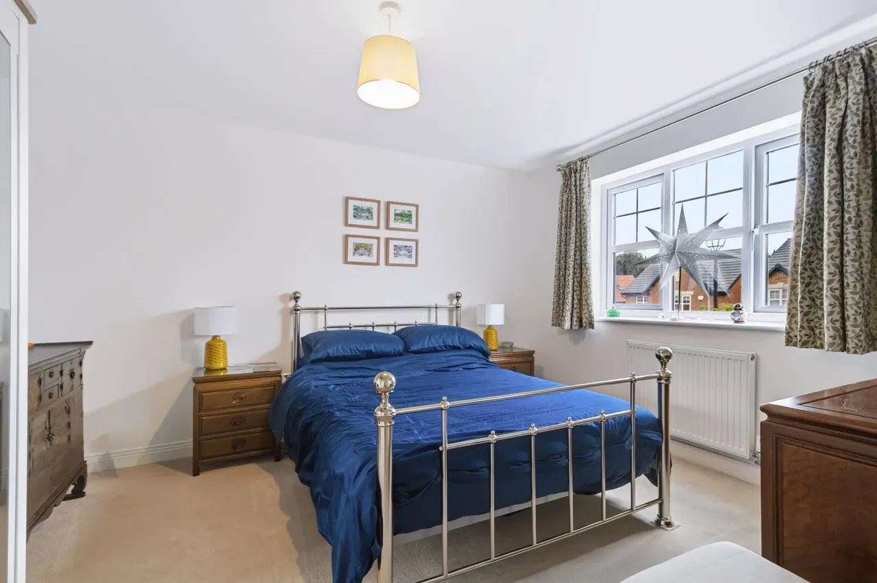 Winterbourne Gardens, Warrington, WA4 3EF, photo 12