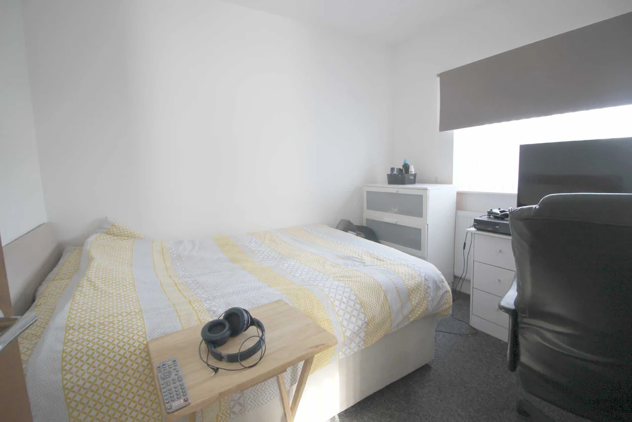 Litherland Road, Bootle, Liverpool, L20 3HZ, photo 6