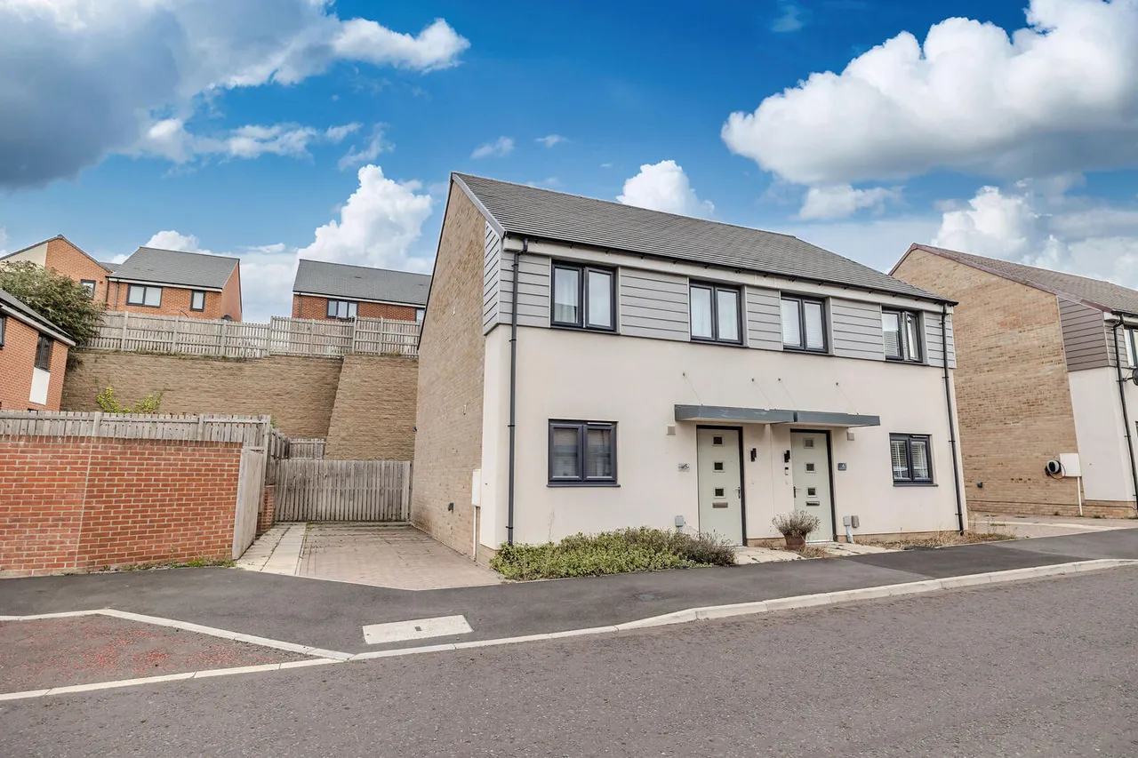 2 bed house for sale, Chesterholm Avenue, Scotswood