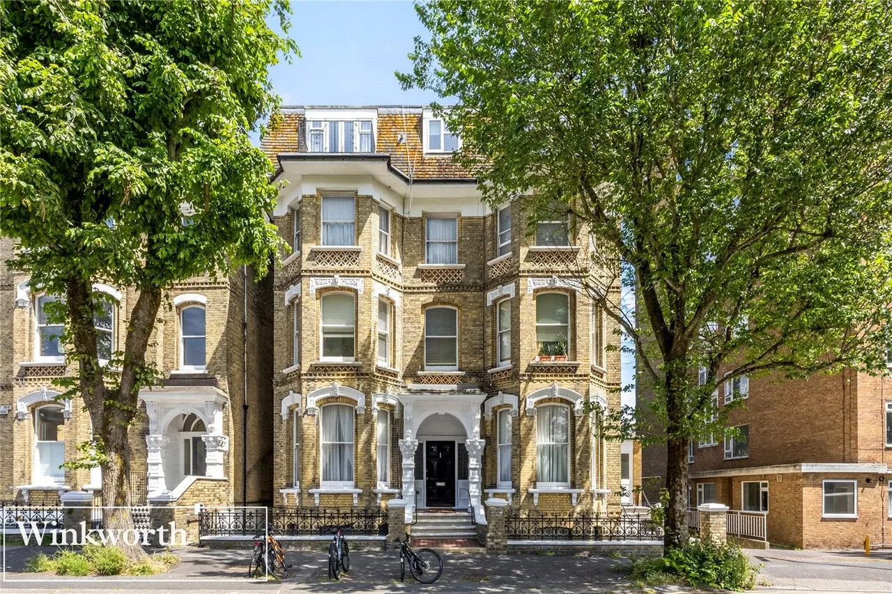 The Drive, Hove, East Sussex, BN3, photo 2