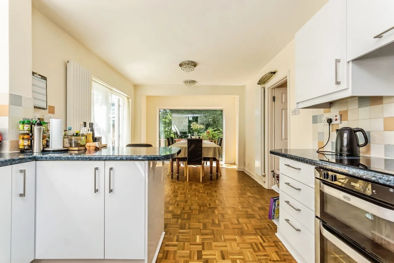 More Close, Purley, CR8, photo 23