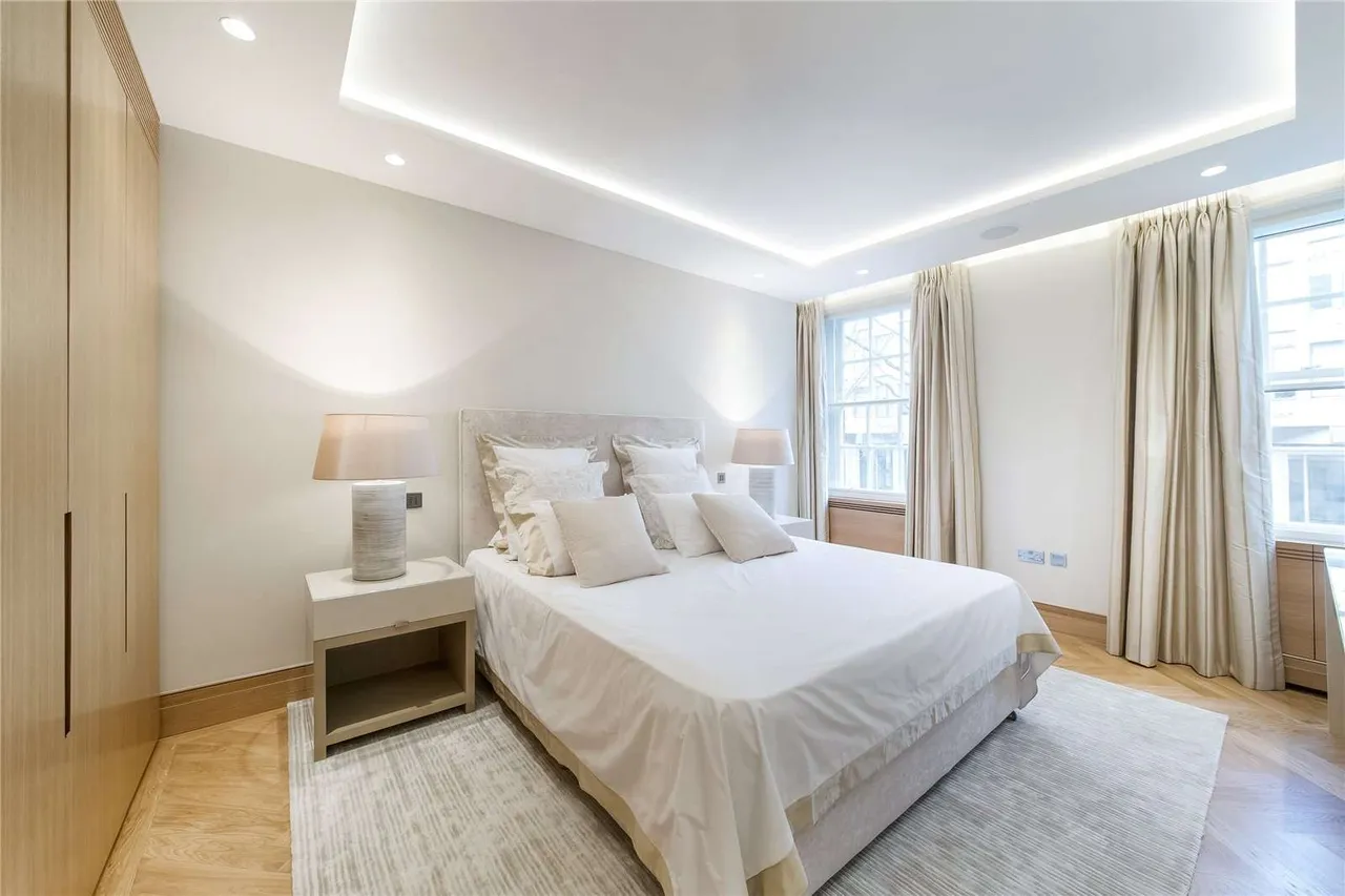 Upper Grosvenor Street, London, W1K 2NW, photo 11