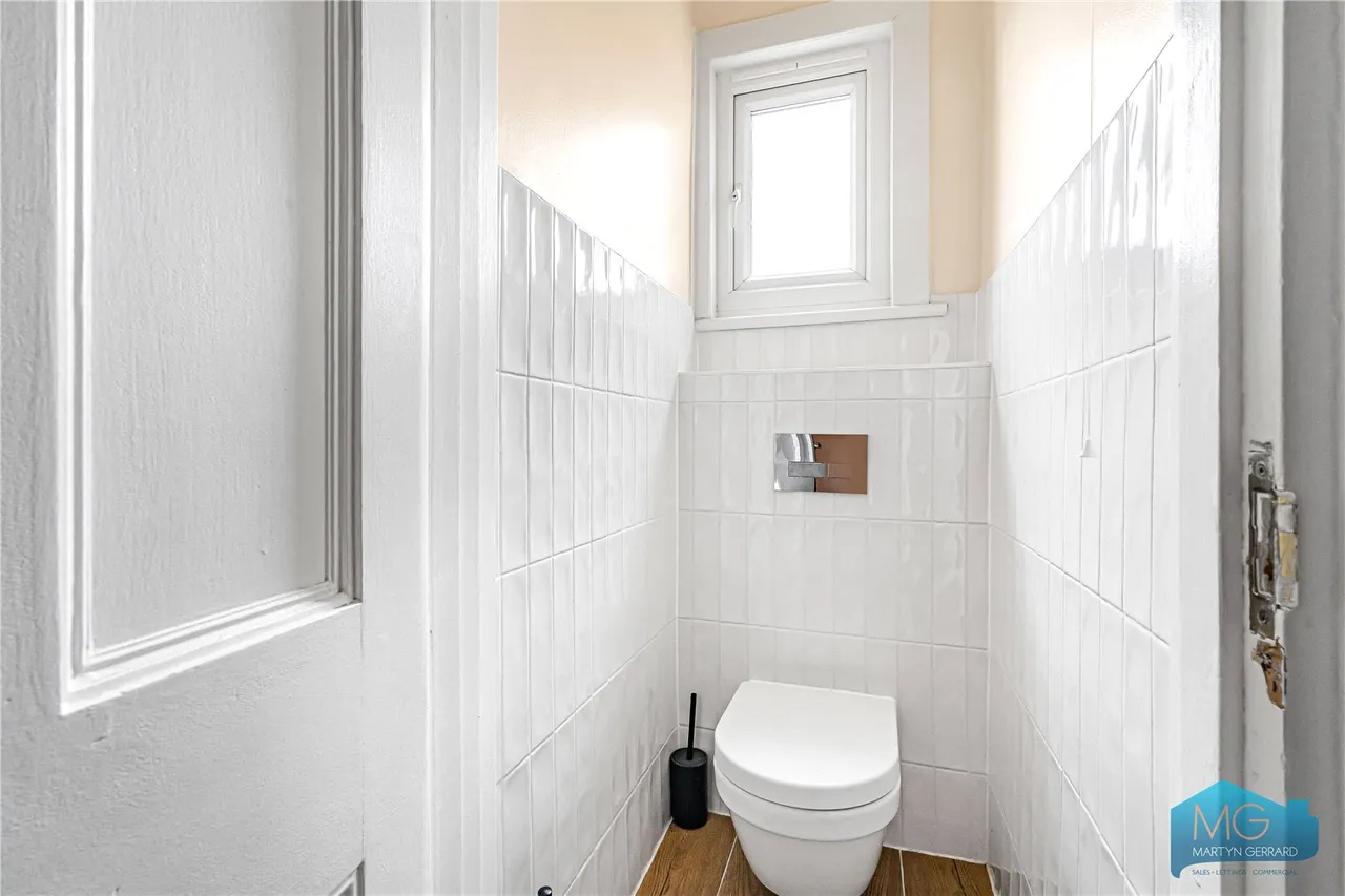 Park View Road, London, N3, photo 10
