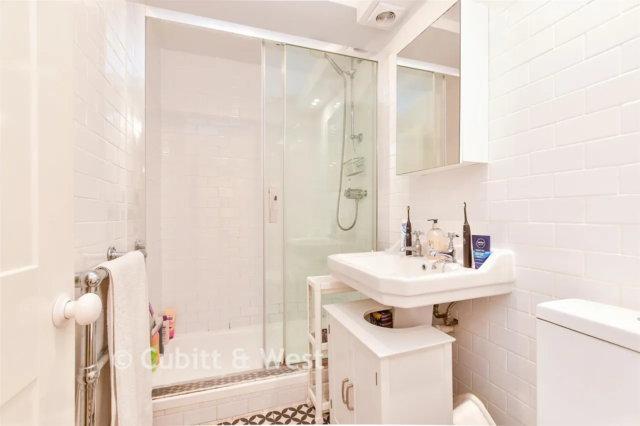 Montpelier Crescent, Brighton, BN1, photo 8