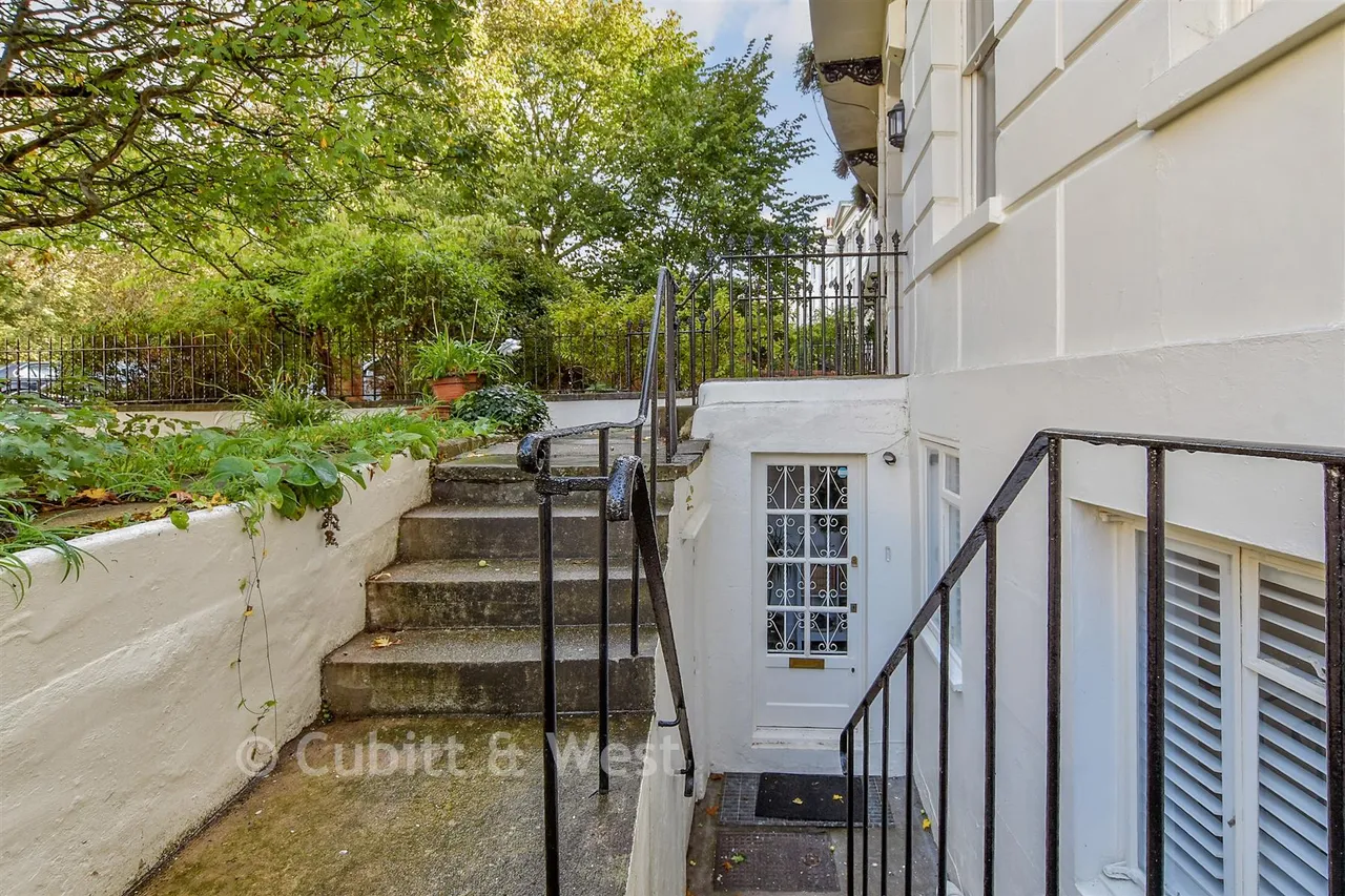 1 bed flat for sale, Montpelier Crescent, Brighton, BN1