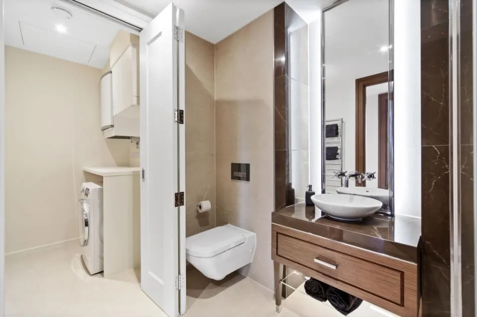 Strand, WC2R, photo 7