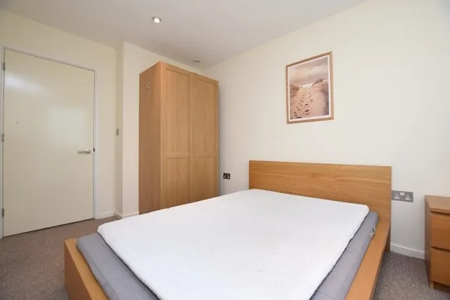 West Street, S1, photo 8