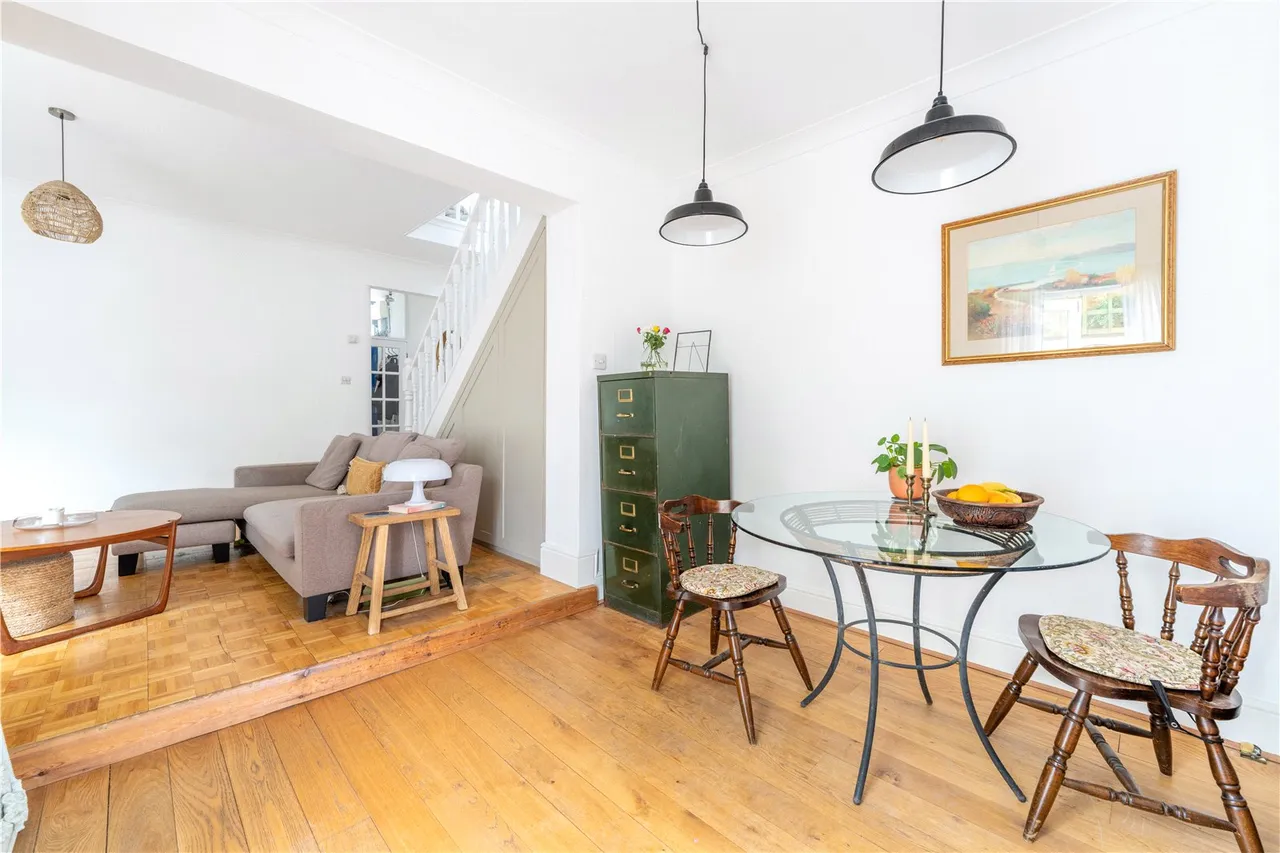 Nelson Road, Whitton, TW2 7AY, photo 5