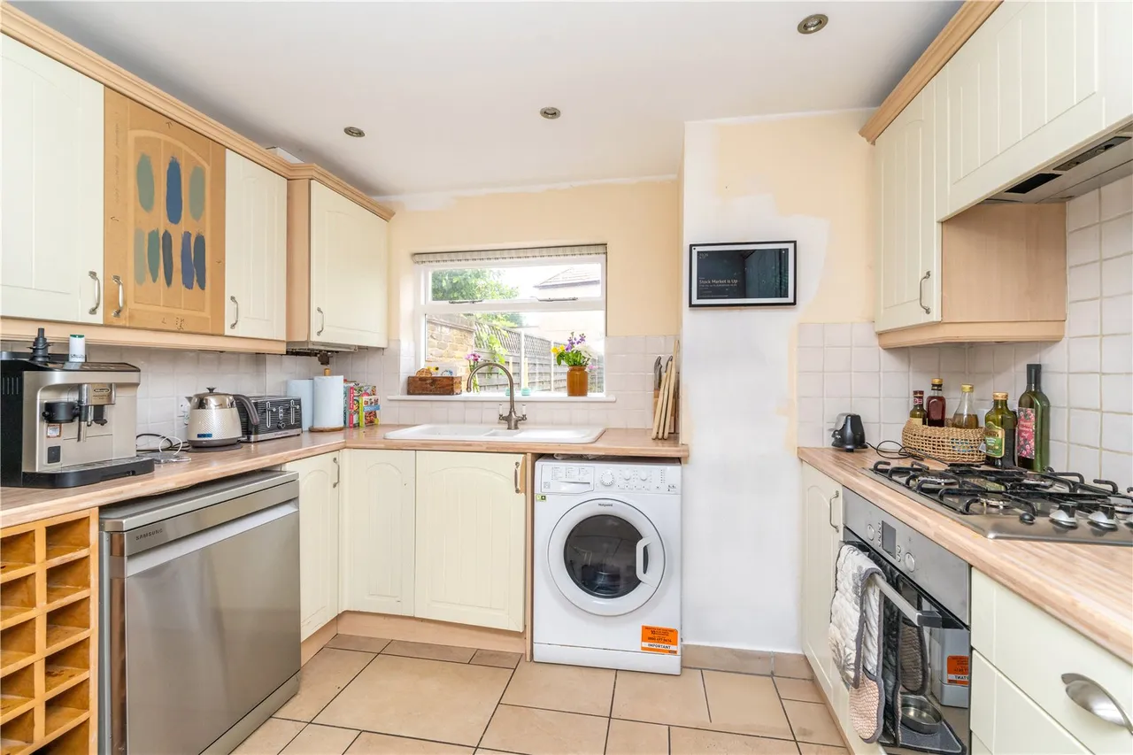 Nelson Road, Whitton, TW2 7AY, photo 7