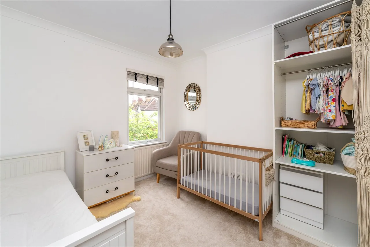 Nelson Road, Whitton, TW2 7AY, photo 9