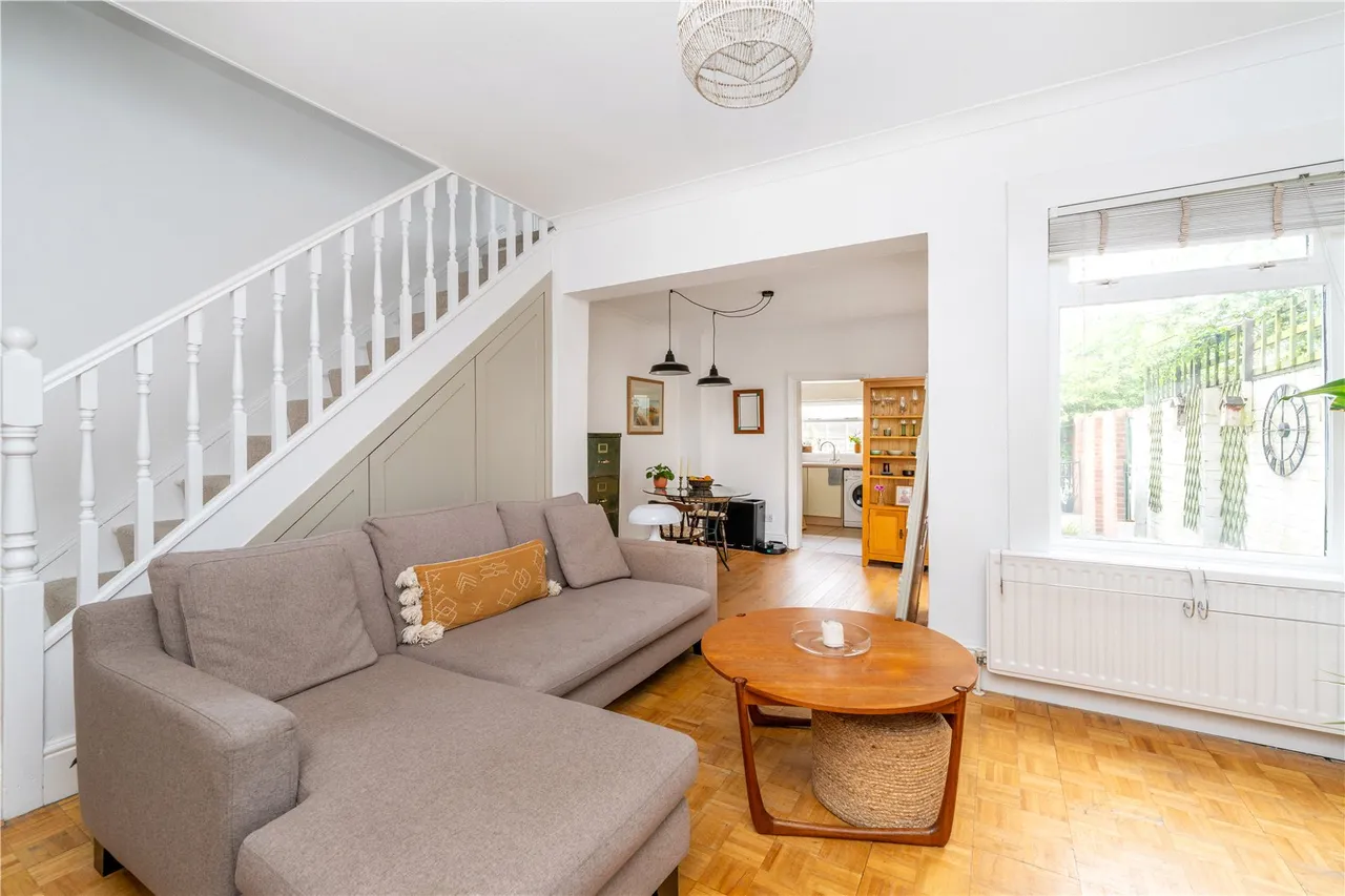 Nelson Road, Whitton, TW2 7AY, photo 4