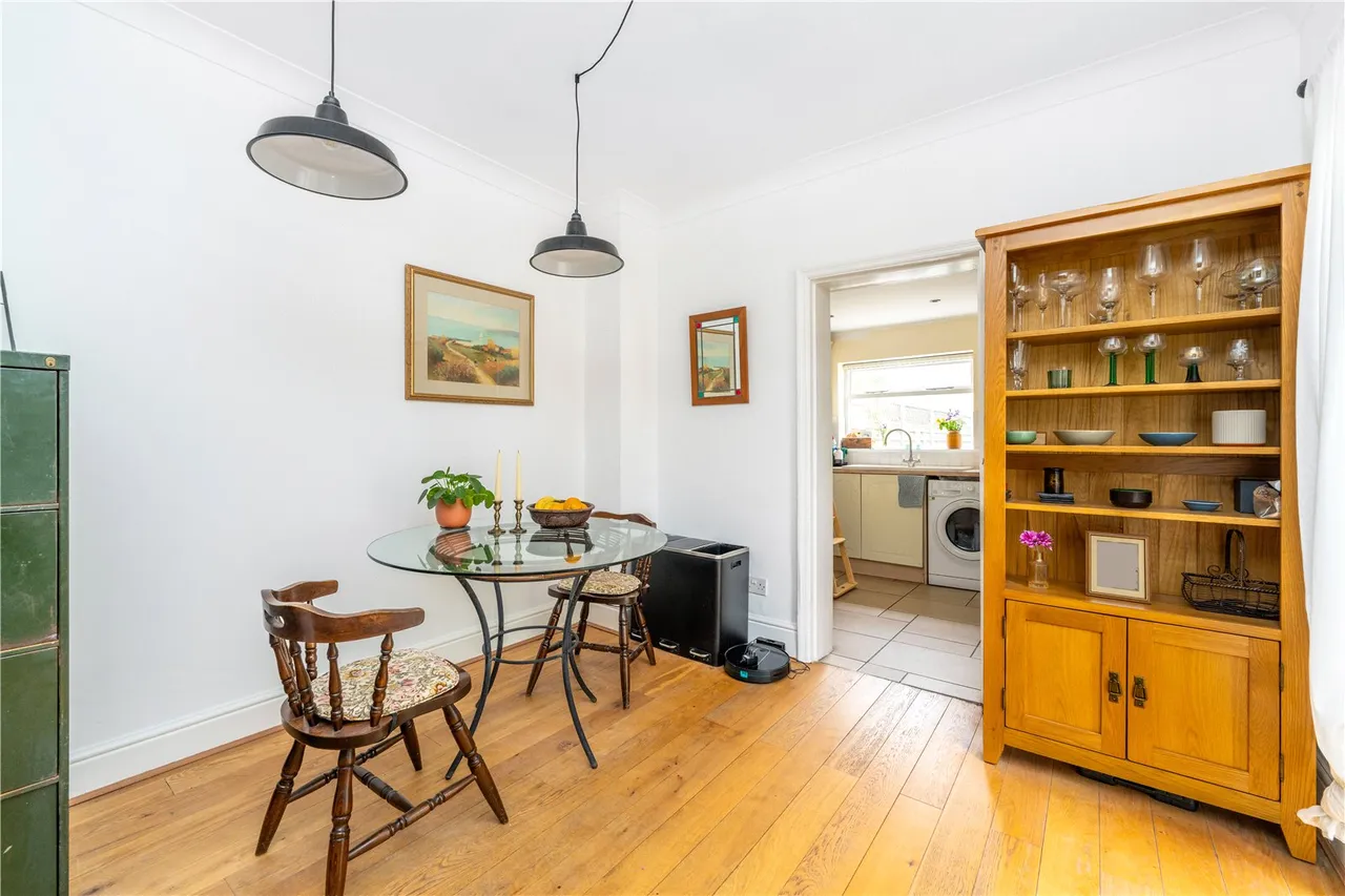 Nelson Road, Whitton, TW2 7AY, photo 6