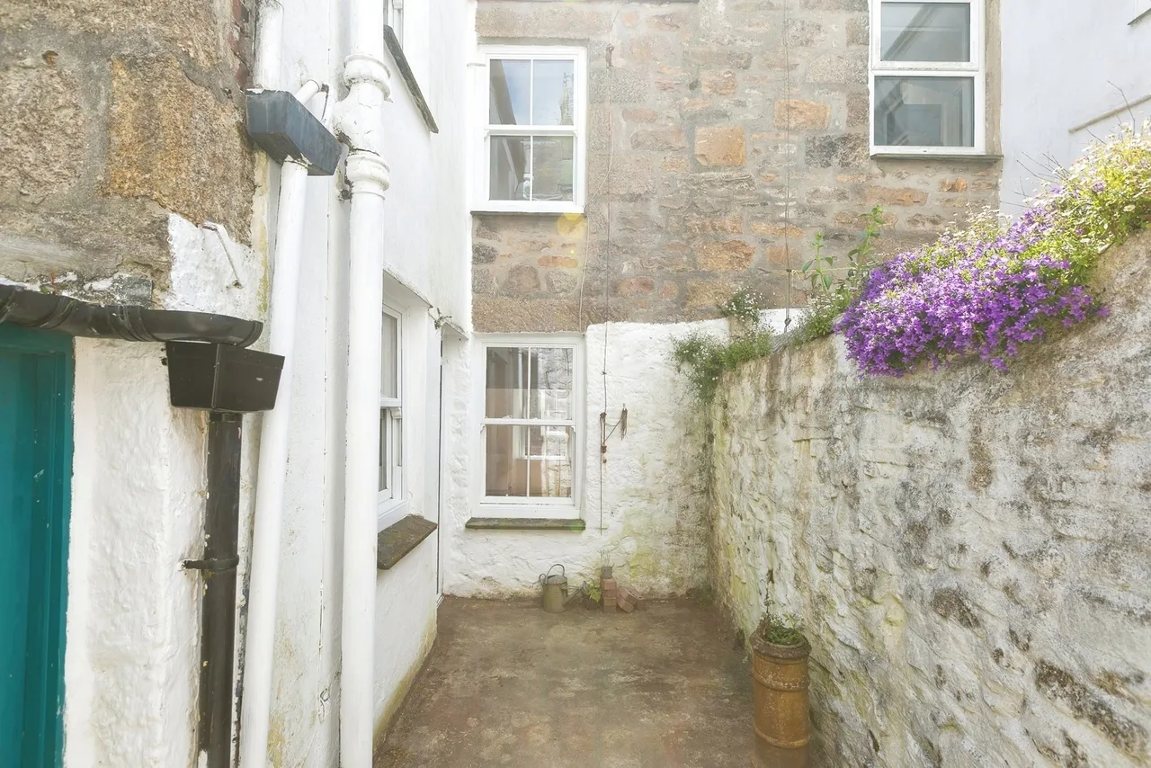 St. Henry Street, Penzance, TR18, photo 16