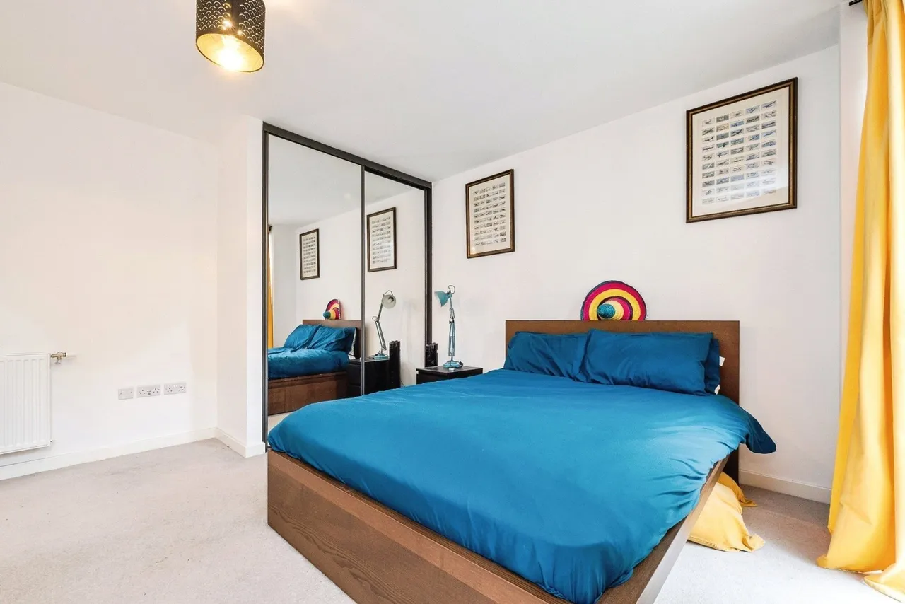 Mahindra Way, Beckton, London, E6, photo 9