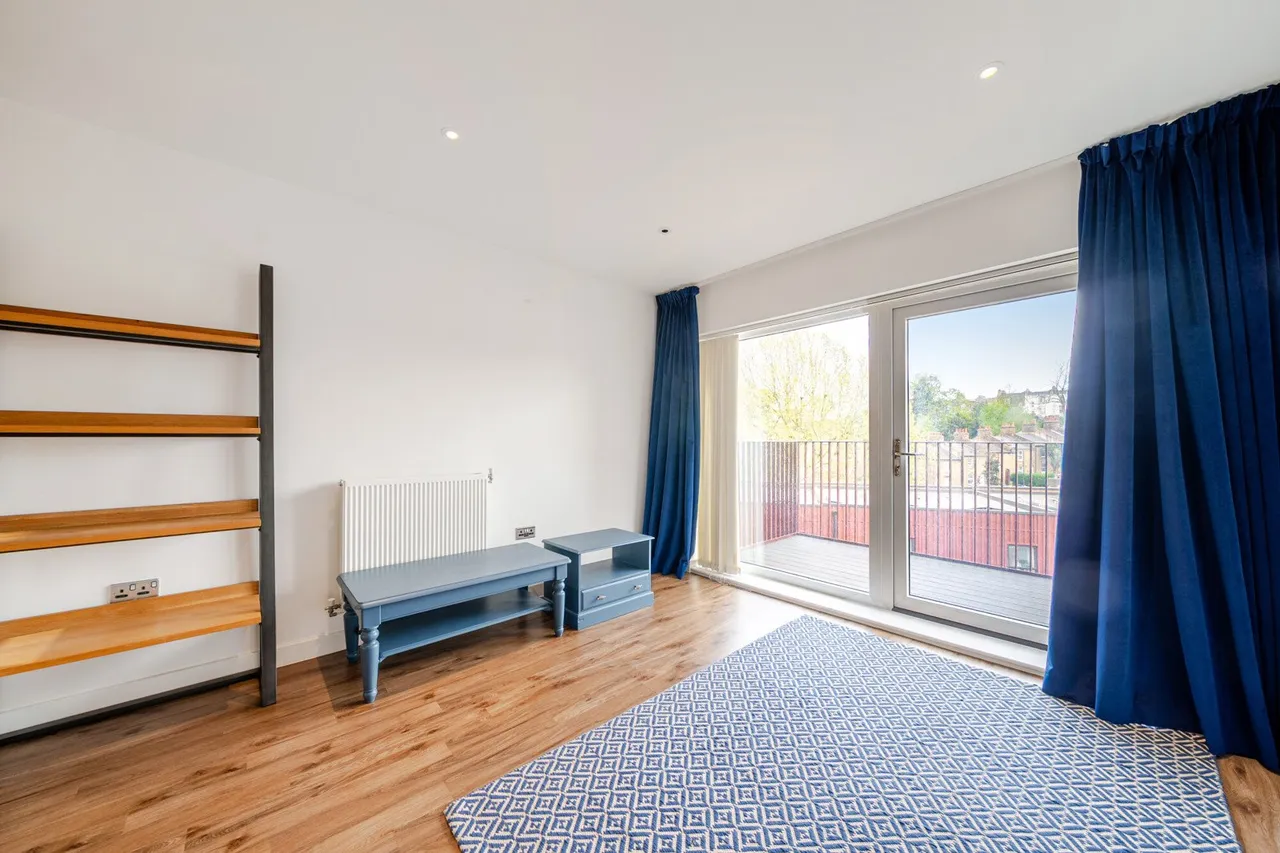 Moy Lane, SE18, photo 9