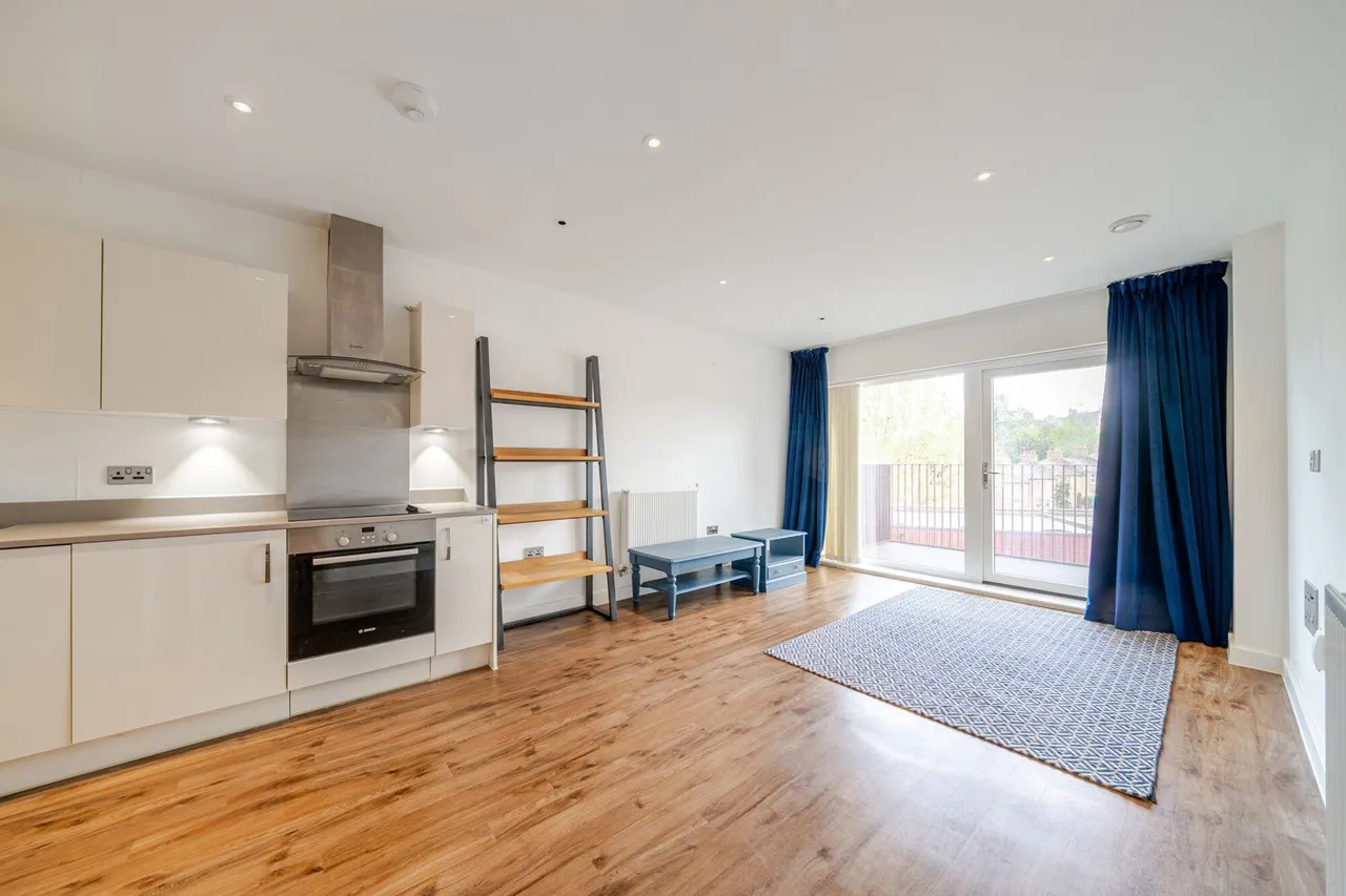 Moy Lane, SE18, photo 2