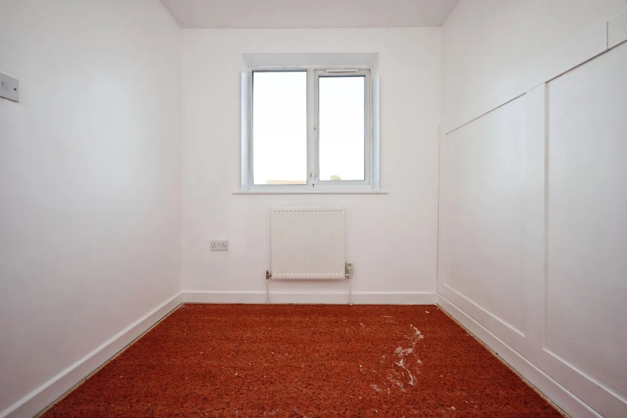 Pilgrims Close, Bedford, Bedfordshire, MK42, photo 8