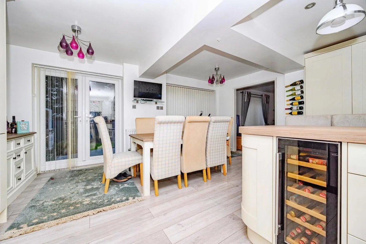 Dunsmore Road, Luton, Bedfordshire, LU1, photo 5