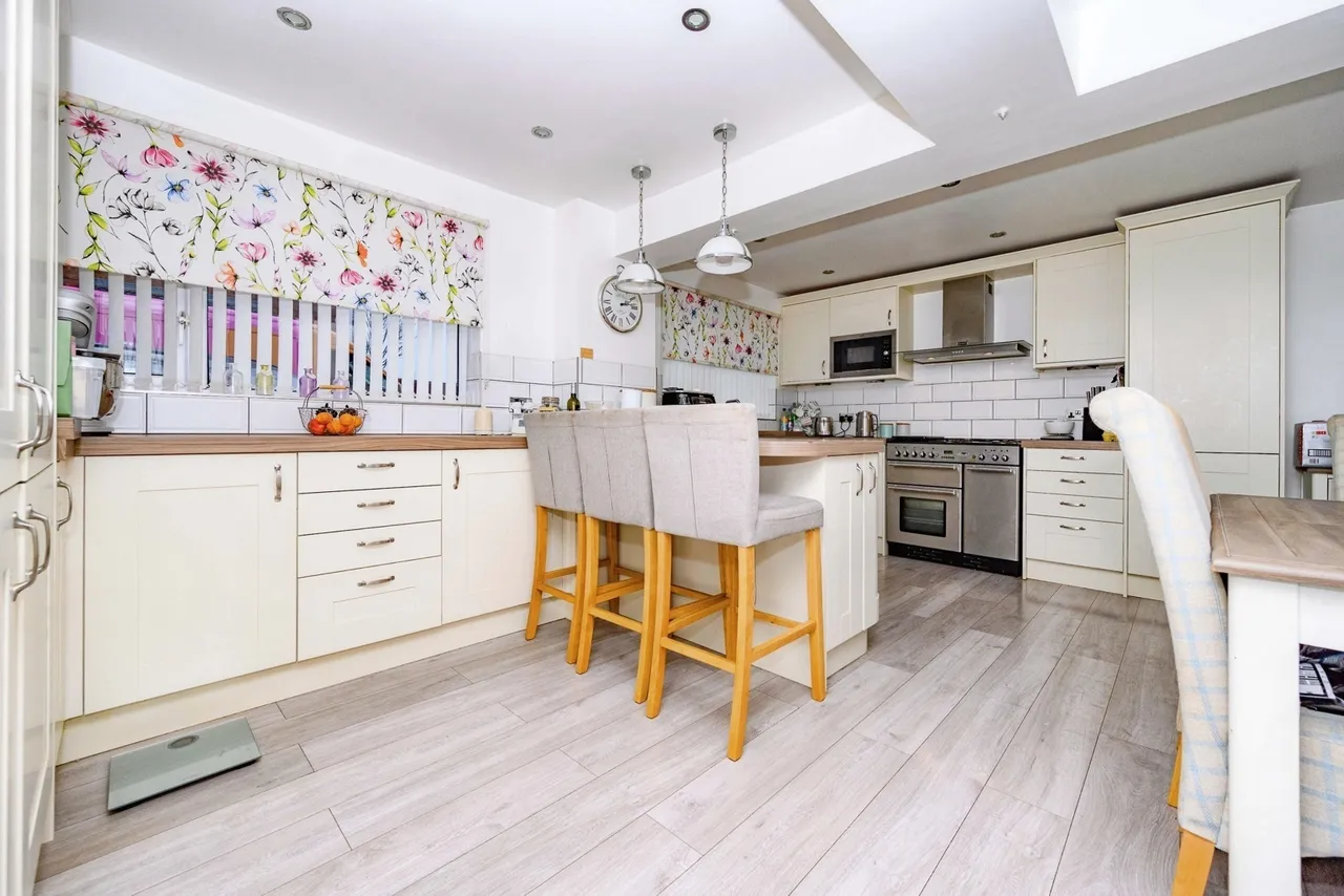 Dunsmore Road, Luton, Bedfordshire, LU1, photo 7