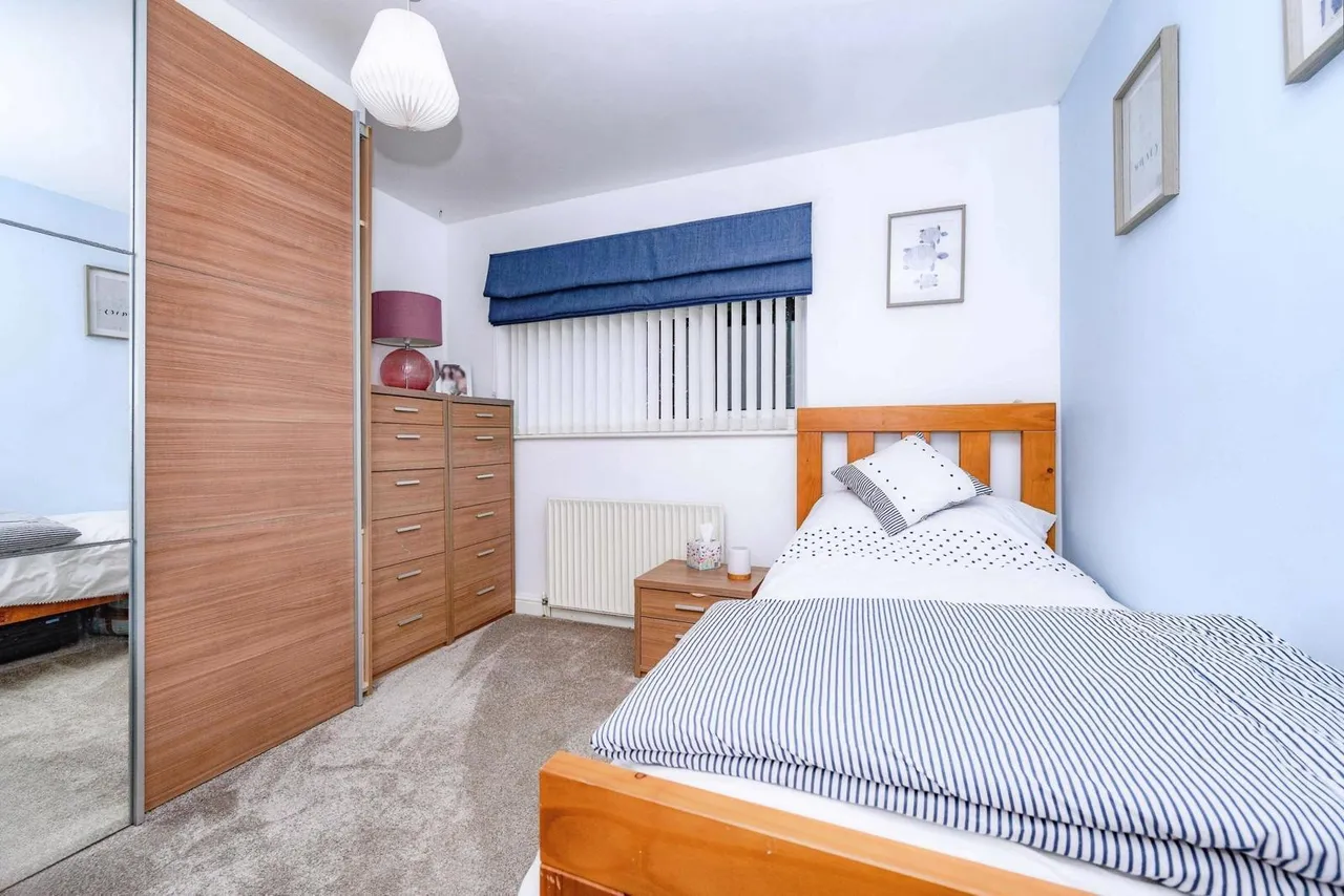 Dunsmore Road, Luton, Bedfordshire, LU1, photo 11