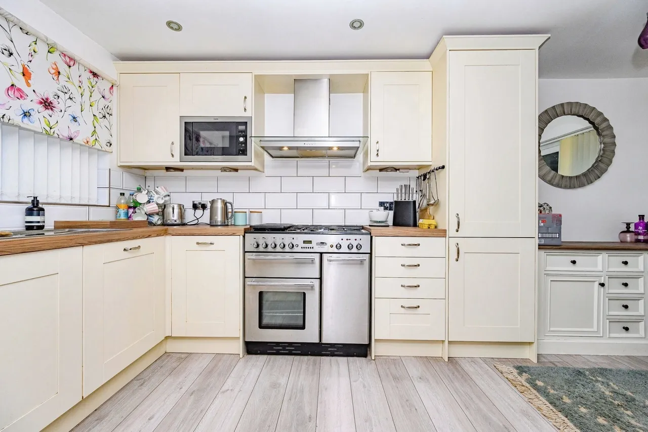 Dunsmore Road, Luton, Bedfordshire, LU1, photo 6