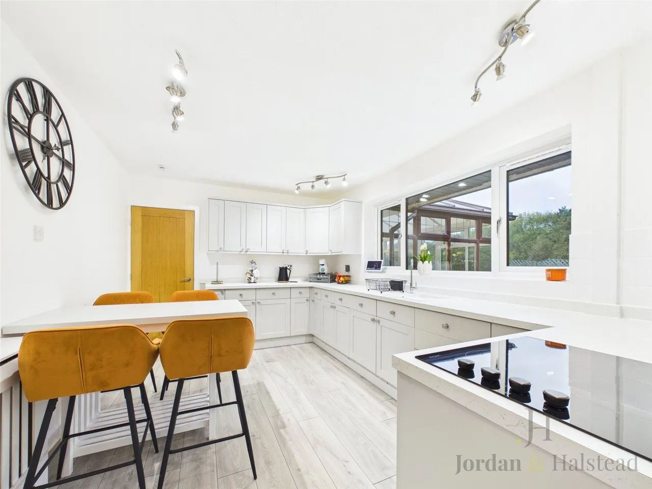 Chester Road, Sutton Weaver, WA7, photo 6