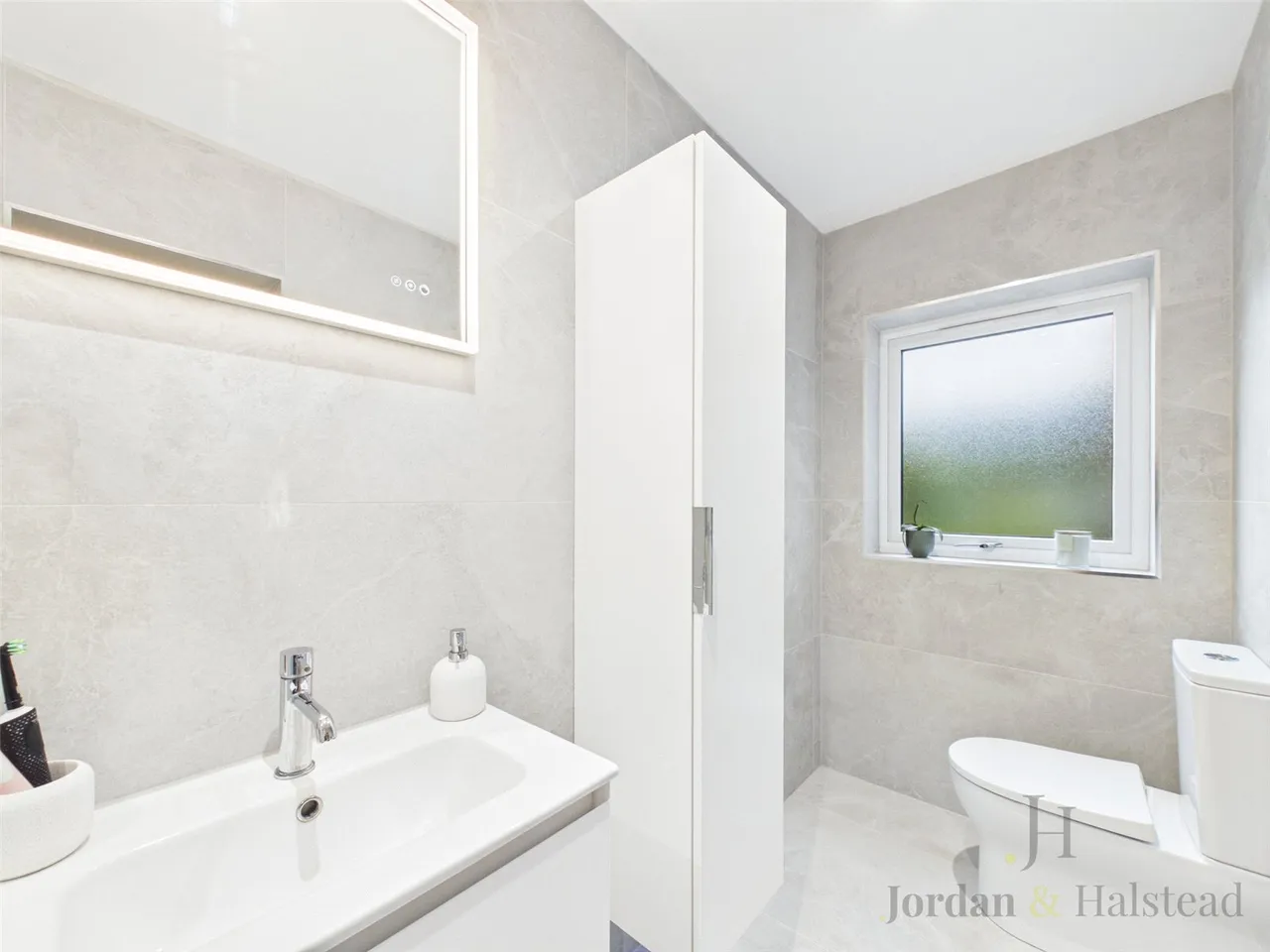 Chester Road, Sutton Weaver, WA7, photo 17