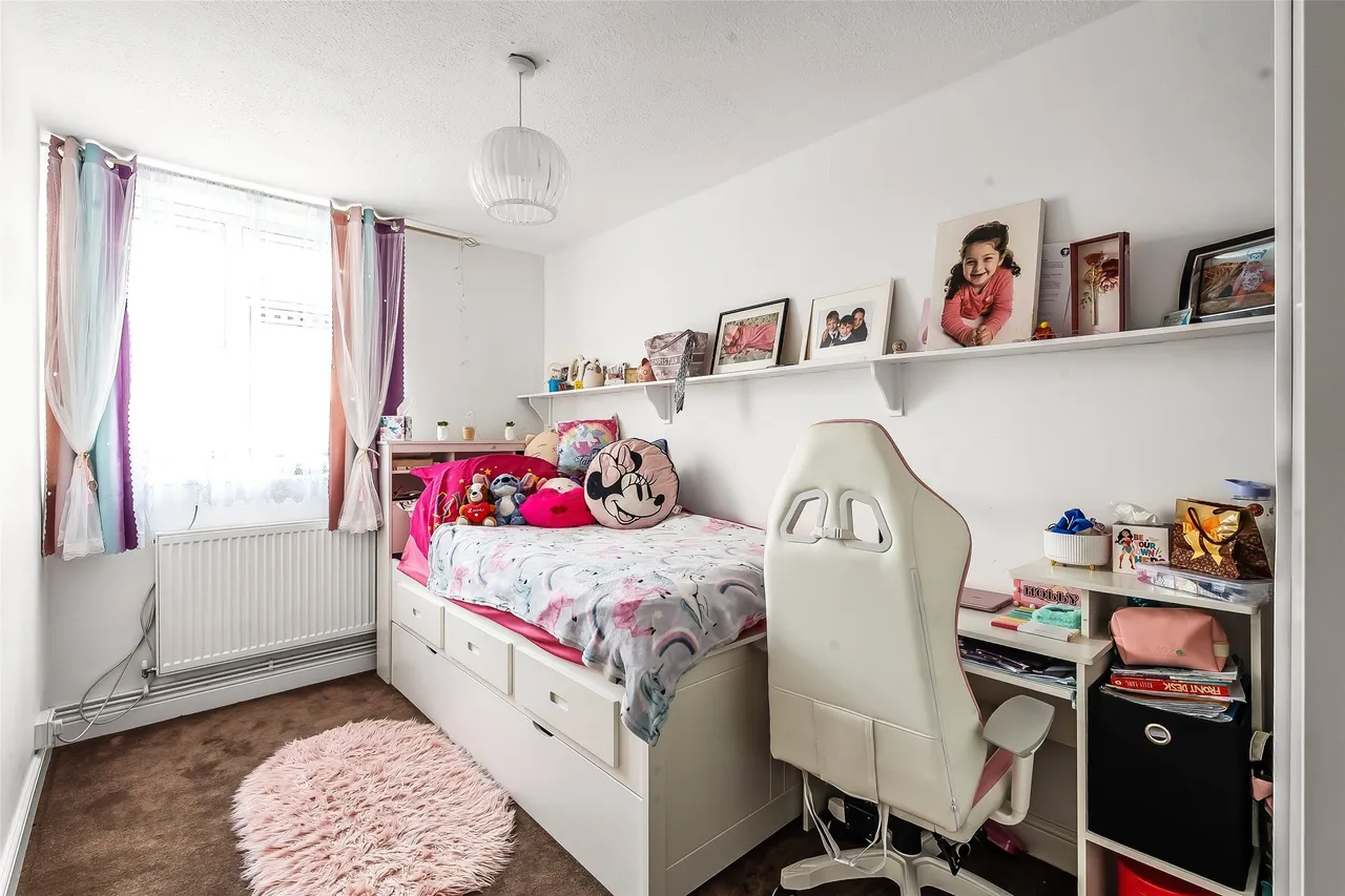 Falkland Grove, Dorking, RH4, photo 6