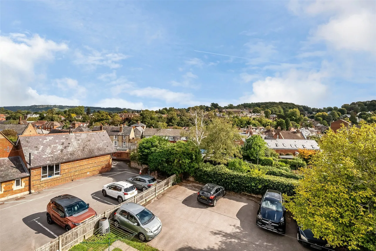 Falkland Grove, Dorking, RH4, photo 9