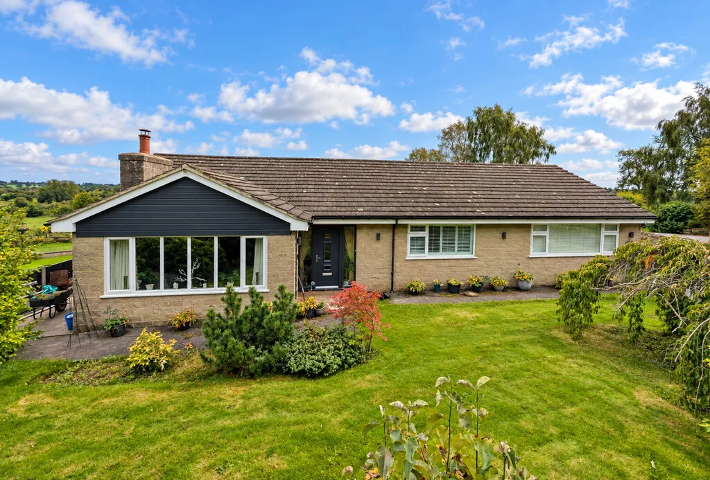 4 bed house for sale, Main Road, Middle Mayfield