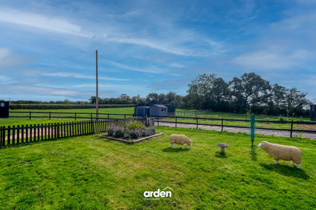 Copyholt Lane, Stoke Pound, B60, photo 2