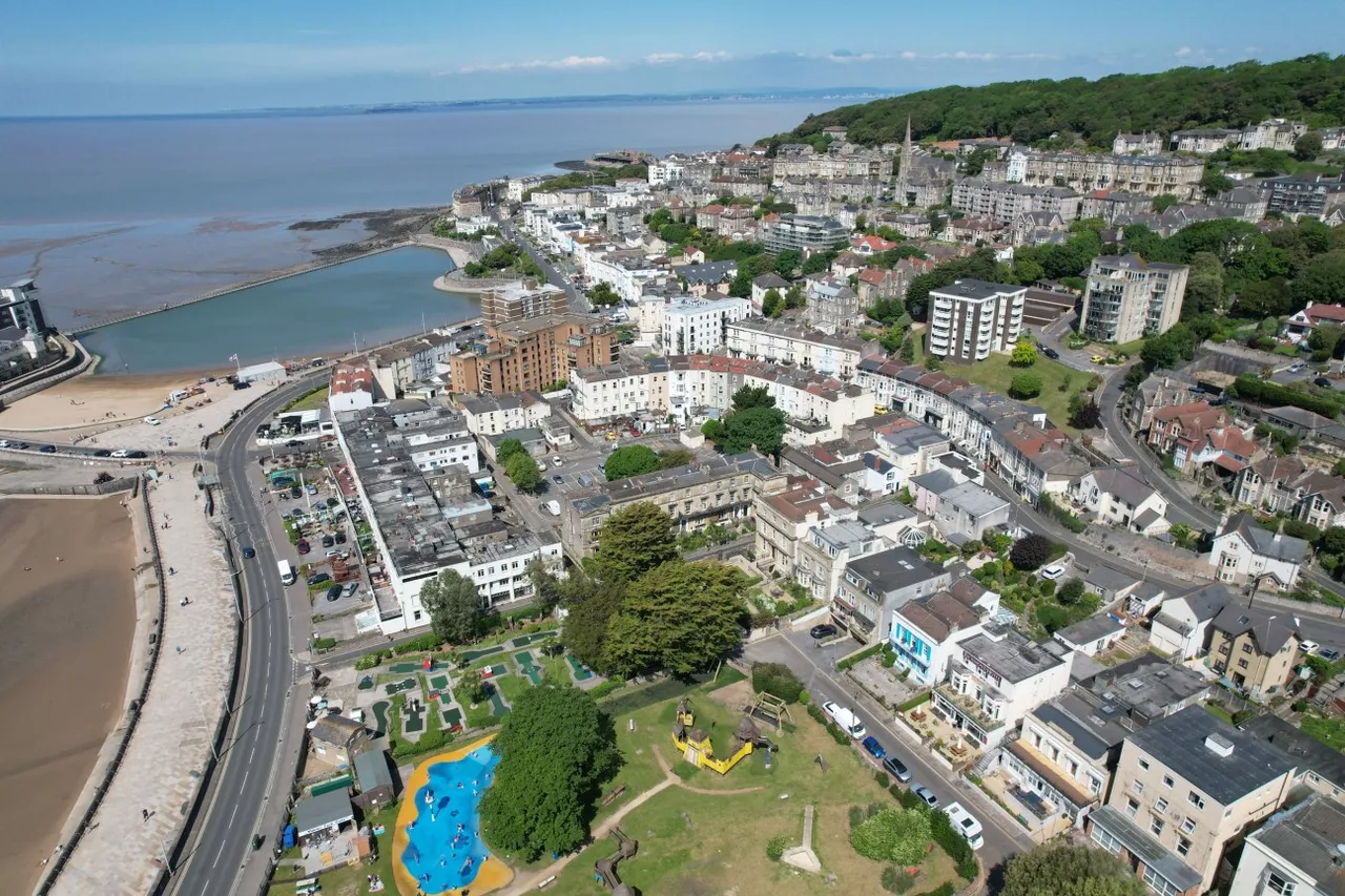 Park Place, Weston-super-Mare, BS23, photo 30