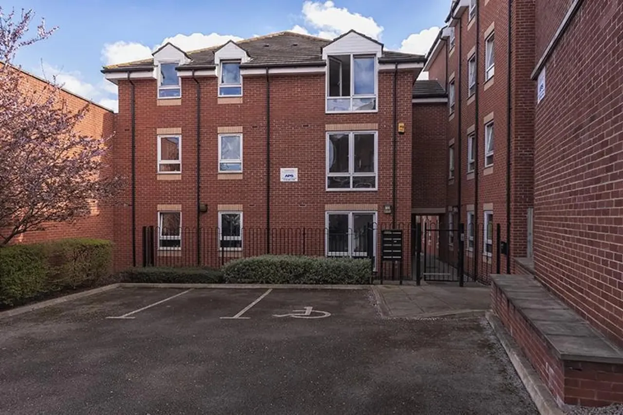 Middle Street, Beeston, NG9, photo 15