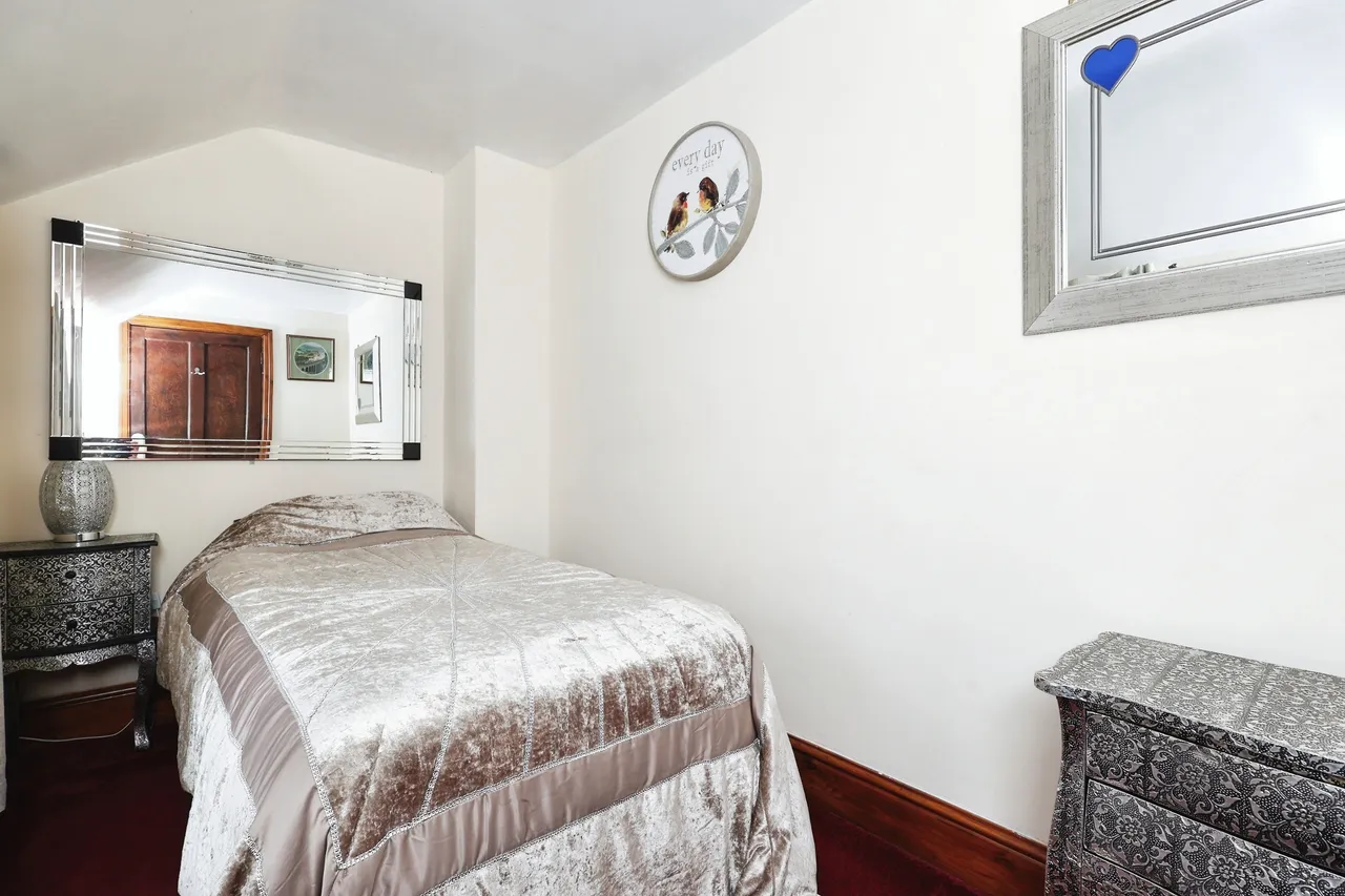 High Street, York, YO62, photo 9