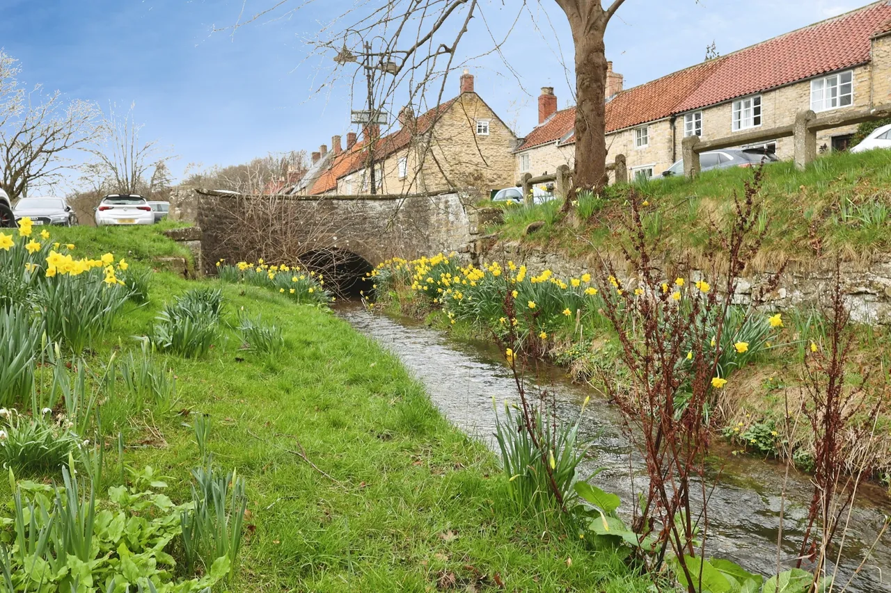 High Street, York, YO62, photo 15