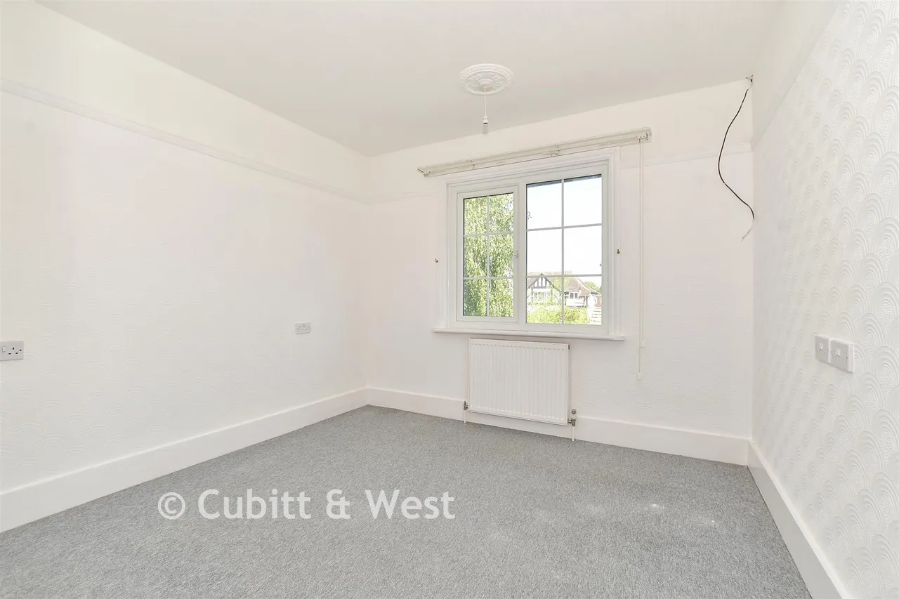 Tennyson Road, Bognor Regis, PO21, photo 11