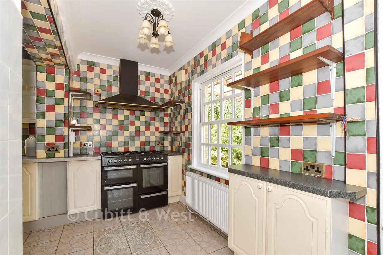 Tennyson Road, Bognor Regis, PO21, photo 4