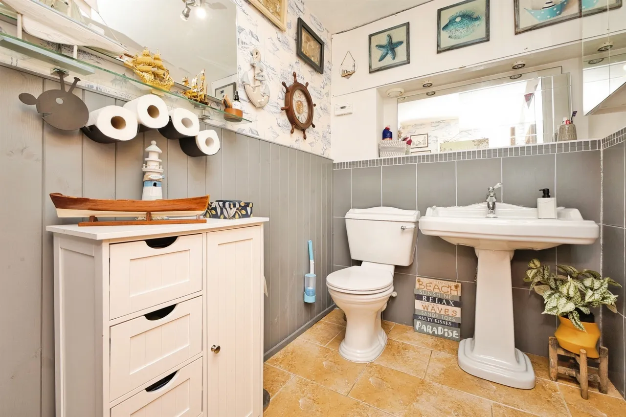 Mount Pleasant, Crewkerne, TA18, photo 19