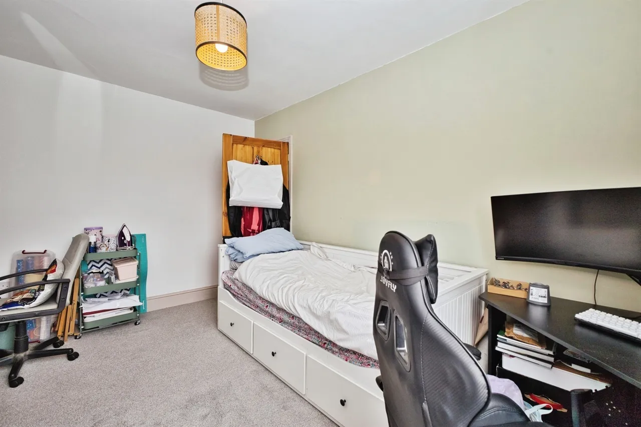 King Street, Yeovil, BA21, photo 13